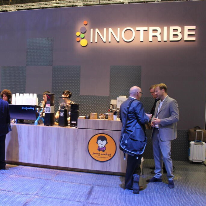 In hous brista jimmy monkey